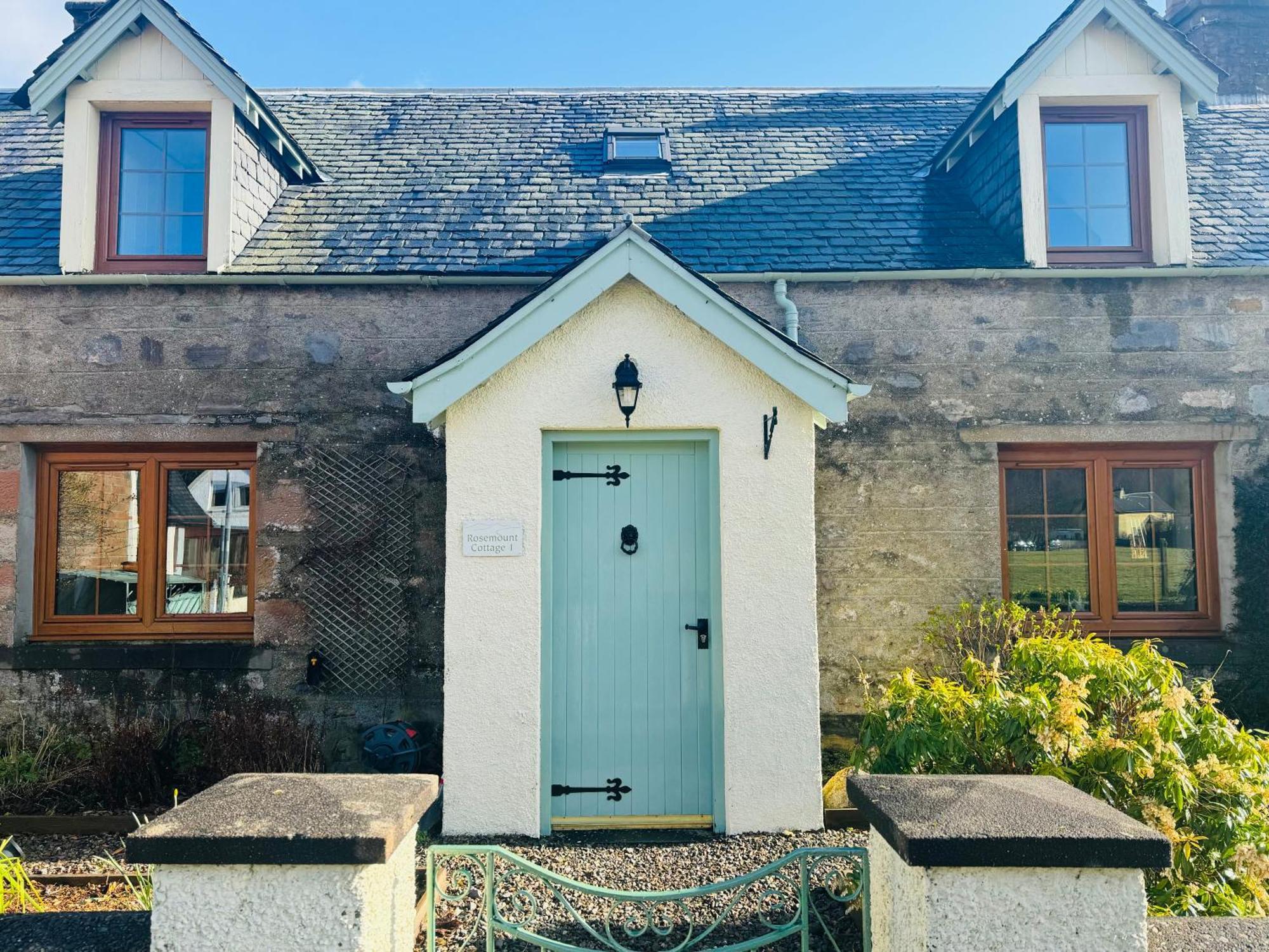 Rosemount Cottage One- Highland Cottage Garve Ngoại thất bức ảnh